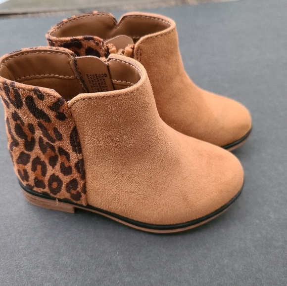 Cat&Jack booties - Picture 7 of 8